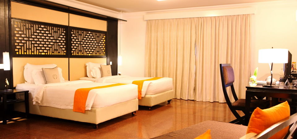 White Mansion 白色公馆 Hotel Пном Пен Екстериор снимка