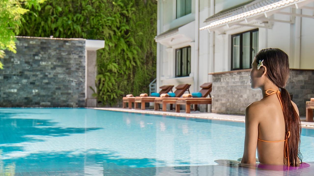 White Mansion 白色公馆 Hotel Пном Пен Екстериор снимка
