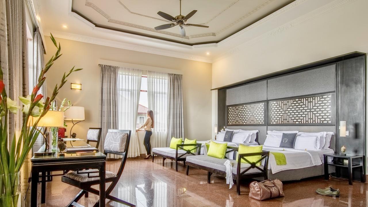 White Mansion 白色公馆 Hotel Пном Пен Екстериор снимка
